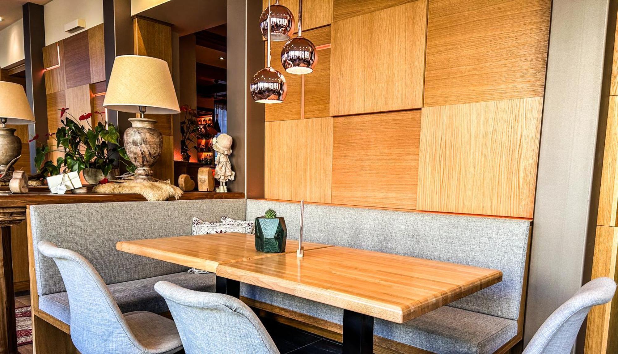 Hotel Moderno Restaurant سيرينا المظهر الخارجي الصورة